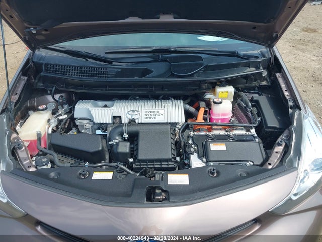 Toyota Prius V Four 2017 JTDZN3EU2HJ063807 Image 10