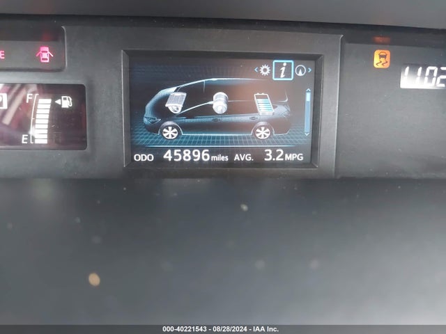 Toyota Prius V Four 2017 JTDZN3EU2HJ063807 Image 7