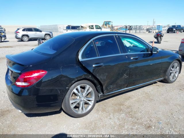 55SWF4JB1GU101185 Mercedes-Benz C 300 Luxury/sport