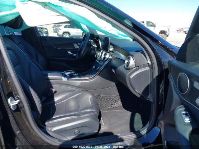 55SWF4JB1GU101185 Mercedes-Benz C 300 Luxury/sport