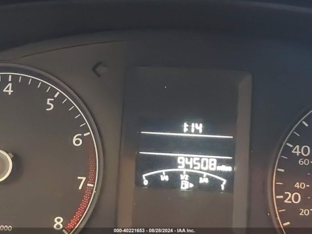 3VW2K7AJ8EM216408 Volkswagen Jetta 2.0l S