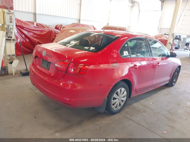 3VW2K7AJ8EM216408 Volkswagen Jetta 2.0l S