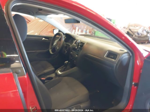 3VW2K7AJ8EM216408 Volkswagen Jetta 2.0l S