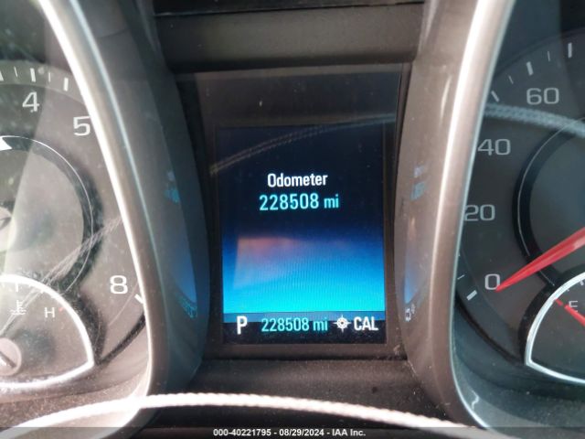 1G11E5SL1EF298887 Chevrolet MALIBU 2LT