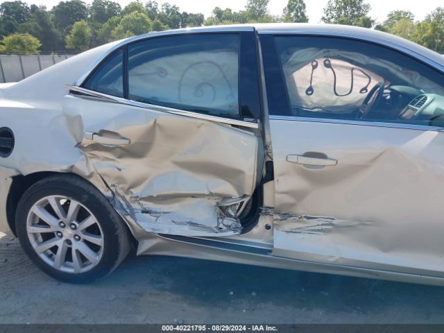 1G11E5SL1EF298887 Chevrolet MALIBU 2LT