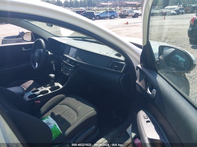 KNAGT4L35J5216060 KIA Optima Lx