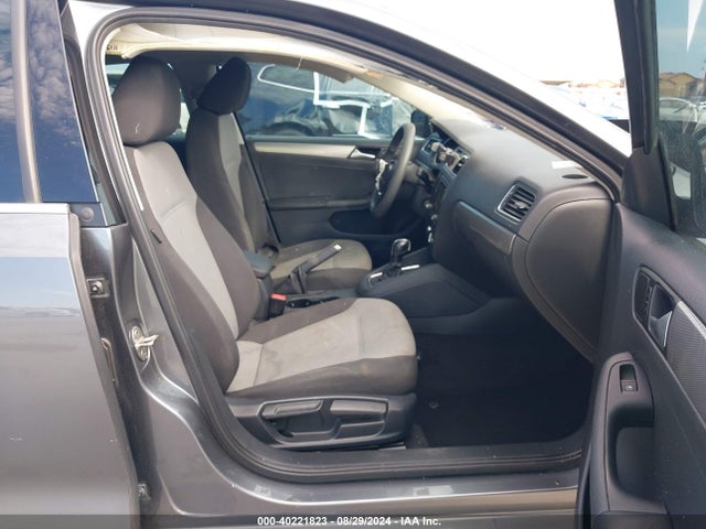 3VW2B7AJ3HM279128 Volkswagen Jetta 1.4t S