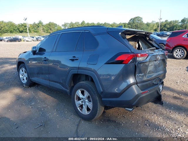 Toyota Rav4 Xle 2021 2T3P1RFV9MW156235 Image 3