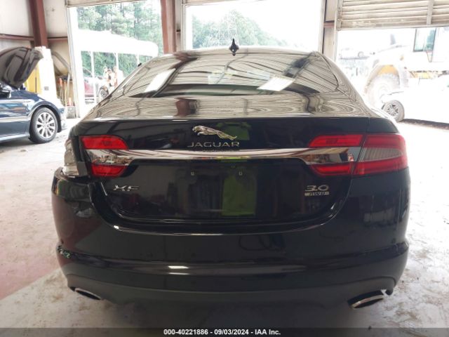 SAJWJ0FF4F8U68022 Jaguar Xf 3.0 Portfolio/3.0 Sport