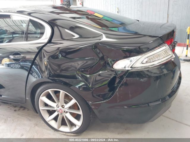 SAJWJ0FF4F8U68022 Jaguar Xf 3.0 Portfolio/3.0 Sport