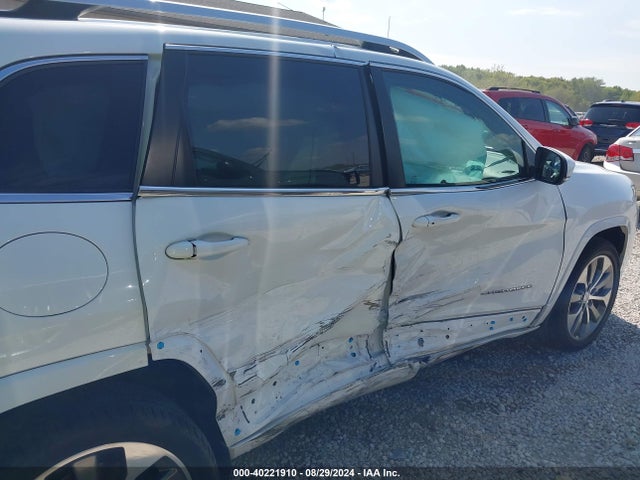 1C4PJMJX0KD385554 Jeep Cherokee Overland 4x4