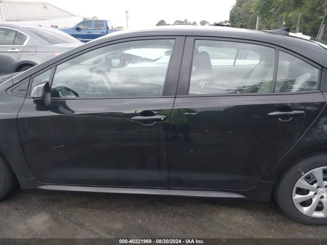 Toyota COROLLA LE 2022 5YFEPMAE9NP378818 Image 14