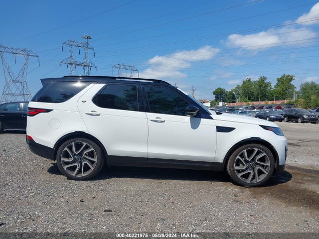 SALRT2RVXJA060817 Land Rover Discovery Hse Luxury