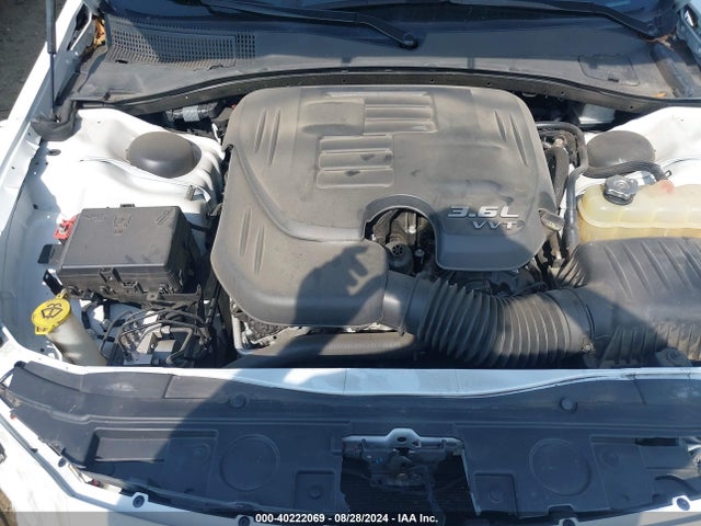 2C3CCAEG9GH147704 Chrysler 300C