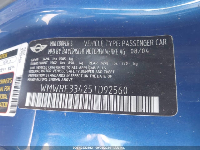 2005 MINI COOPER S WMWRE33425TD92560 Photo 8