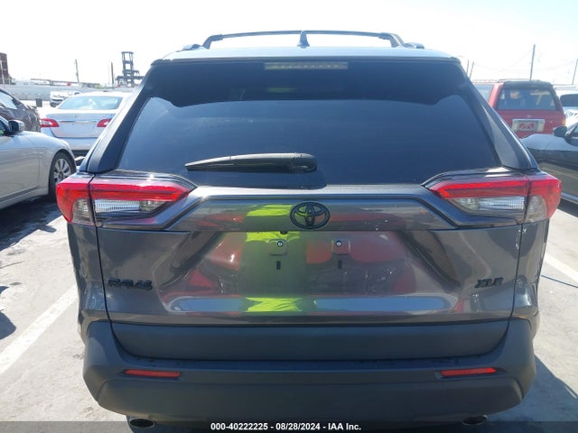 Toyota Rav4 Xle Premium 2021 2T3C1RFV5MC140324 Image 16