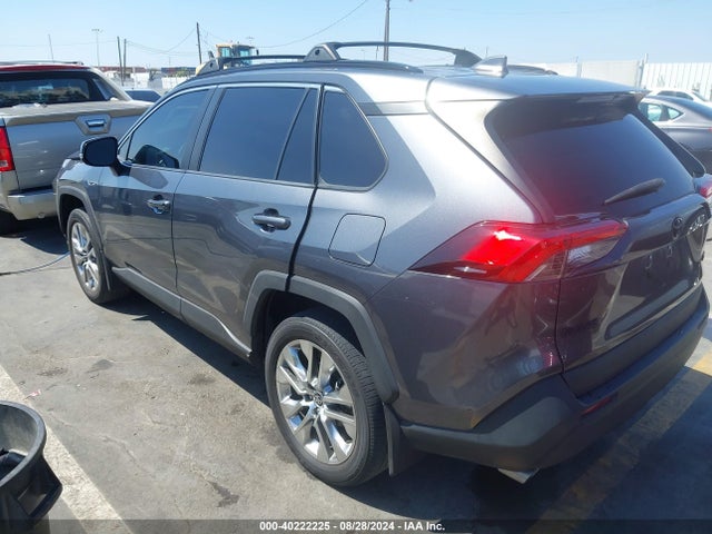 Toyota Rav4 Xle Premium 2021 2T3C1RFV5MC140324 Image 3