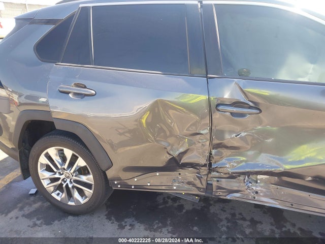 Toyota Rav4 Xle Premium 2021 2T3C1RFV5MC140324 Image 6