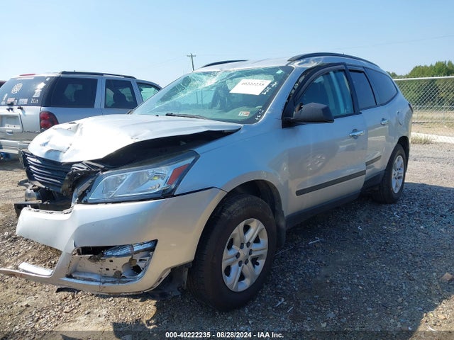 Chevrolet Traverse Ls 2017 1GNKRFED4HJ241702 Image 2