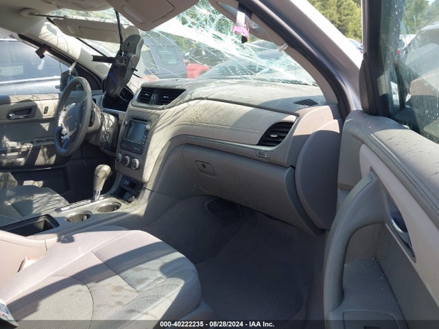 Chevrolet Traverse Ls 2017 1GNKRFED4HJ241702 Image 5