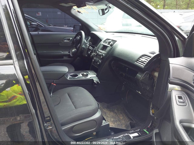 Ford Police Interceptor Utility 2019 1FM5K8AR1KGB14641 Image 5