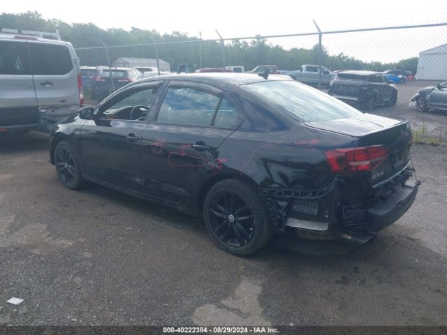 3VWD17AJ2JM239124 Volkswagen Jetta 1.8t Se Sport