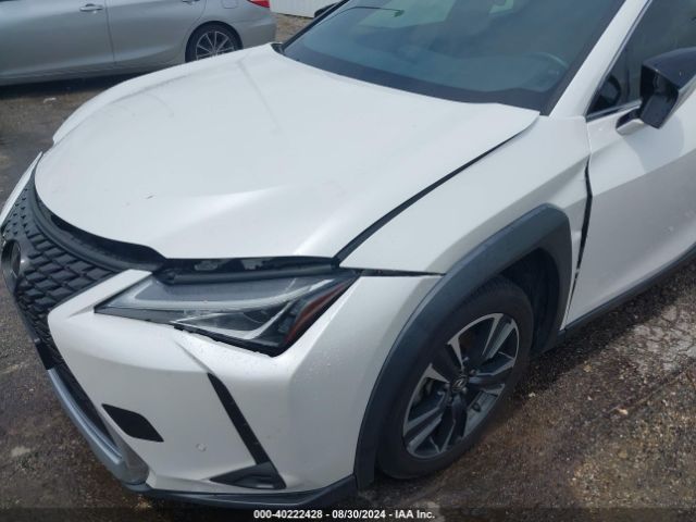 JTHX3JBH6L2023112 Lexus UX 200