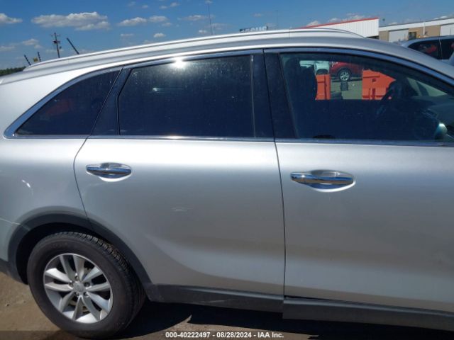 5XYPG4A5XJG394663 KIA Sorento 3.3l Lx