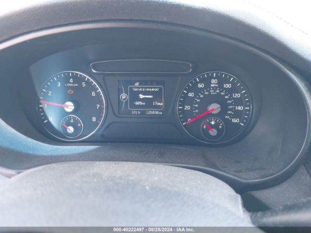 5XYPG4A5XJG394663 KIA Sorento 3.3l Lx