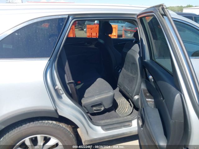 5XYPG4A5XJG394663 KIA Sorento 3.3l Lx