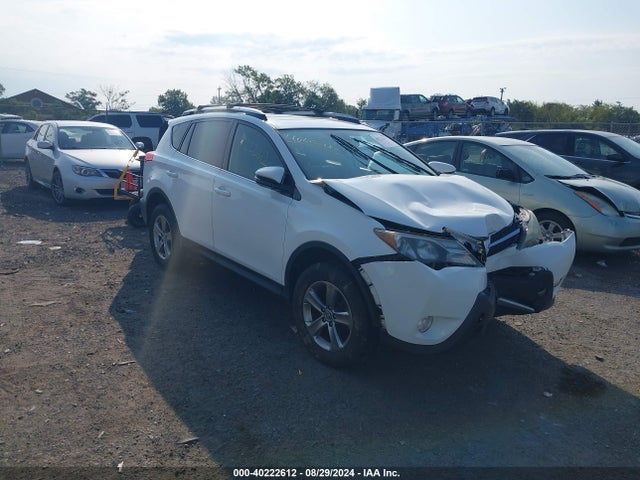 Toyota Rav4 Xle 2015 JTMRFREV5FJ029558 main image