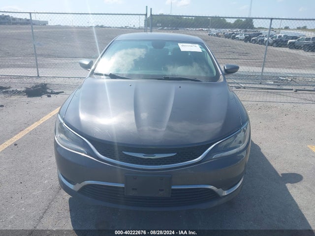 40222676 :رقم المزاد ، 1C3CCCAB5HN512183 vin ، 2017 Chrysler 200 Limited مزاد بيع