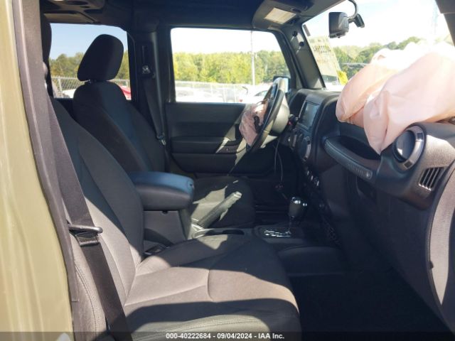 1C4BJWDG6GL142717 Jeep Wrangler Unlimited Sport