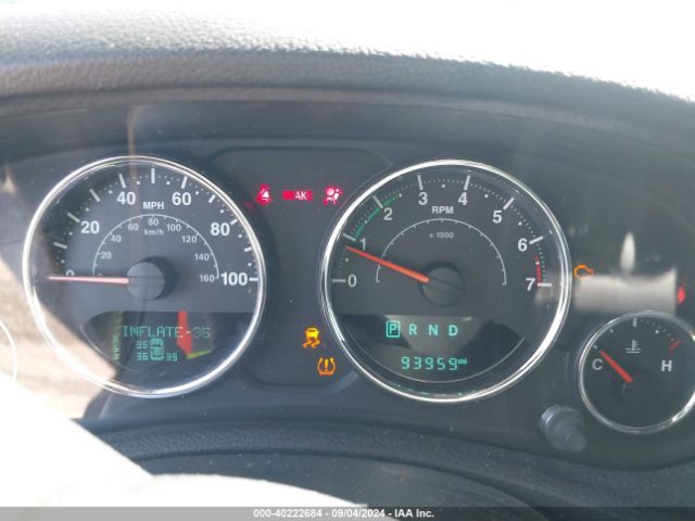 1C4BJWDG6GL142717 Jeep Wrangler Unlimited Sport