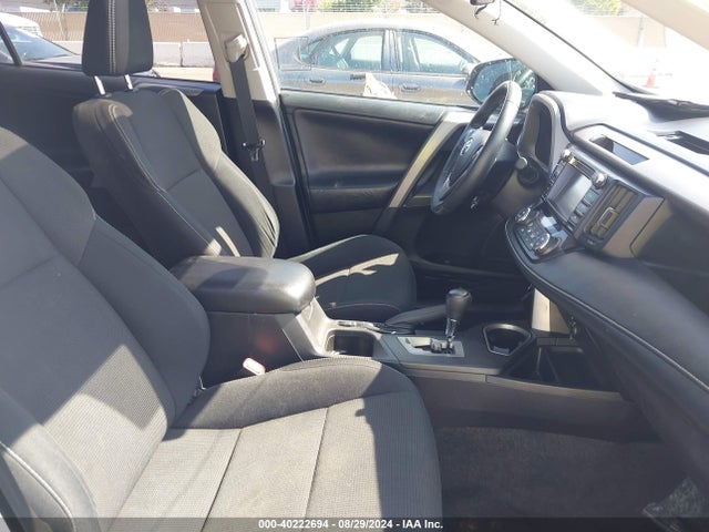 Toyota Rav4 Xle 2017 2T3WFREV4HW386947 Image 5