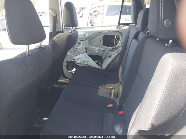 Toyota Rav4 Xle 2017 2T3WFREV4HW386947 Image 8