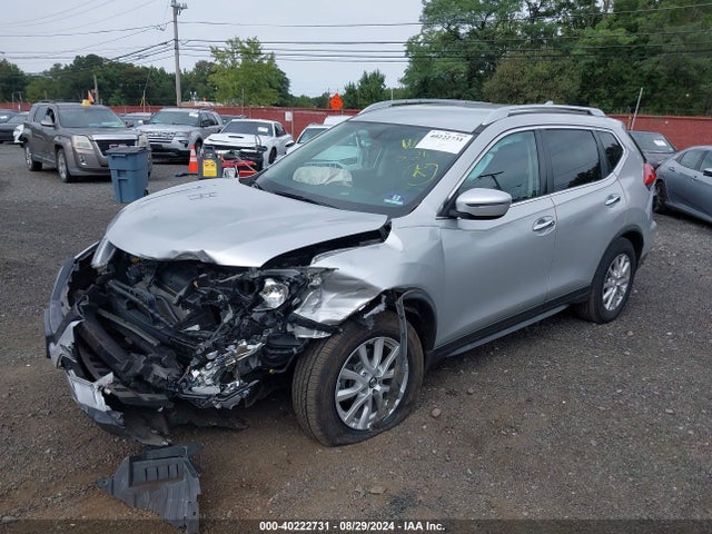 Nissan ROGUE SV 2017 JN8AT2MV9HW003389 Image 2
