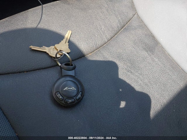 2007 MINI COOPER WMWMF33547TT55834 Photo 10