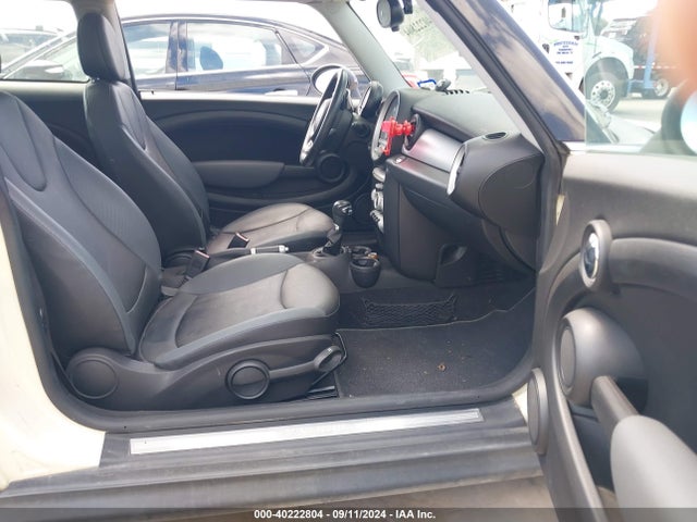 2007 MINI COOPER WMWMF33547TT55834 Photo 4