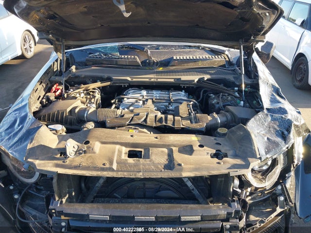 SALEBEEE8R2271898 Land Rover Defender 110 P525 V8