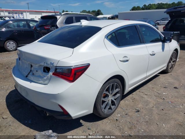 19UDE2F75MA002363 Acura Ilx Premium Package/technology Package