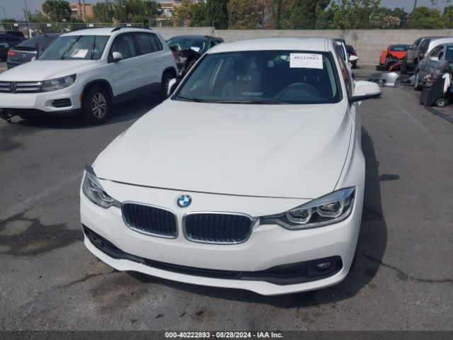 WBA8E5G58JNU45784 BMW 320i Xdrive