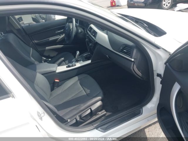WBA8E5G58JNU45784 BMW 320i Xdrive