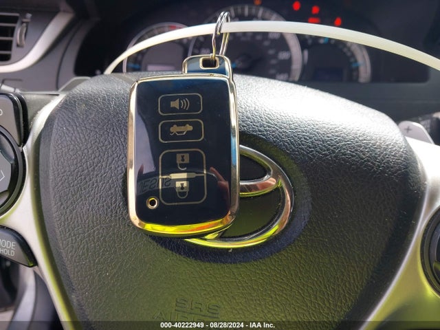 4T1BK1FK8EU023880 Toyota Camry Se V6