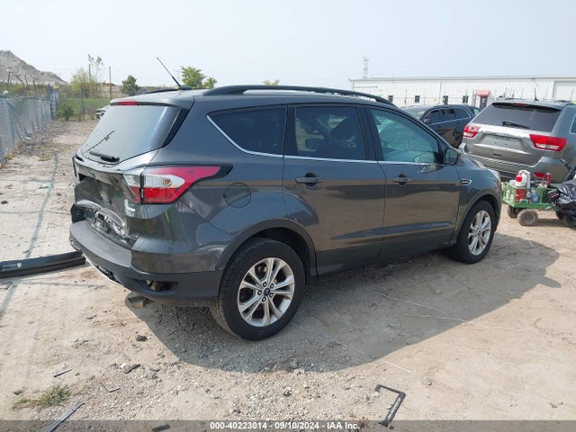 Ford ESCAPE SE 2018 1FMCU0GD0JUA75331 Image 4