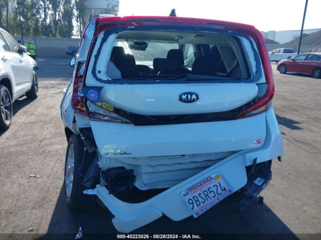 KNDJ23AU6M7140665 KIA SOUL S