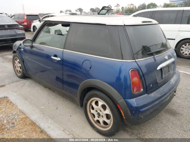2004 MINI COOPER WMWRC33444TJ54226 Photo 2