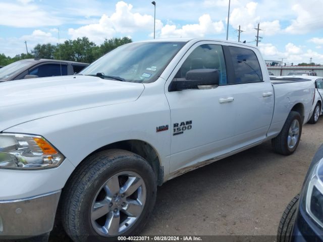 1C6RR6TT9KS585147 RAM 1500 Classic Big Horn  4x2 6'4 Box
