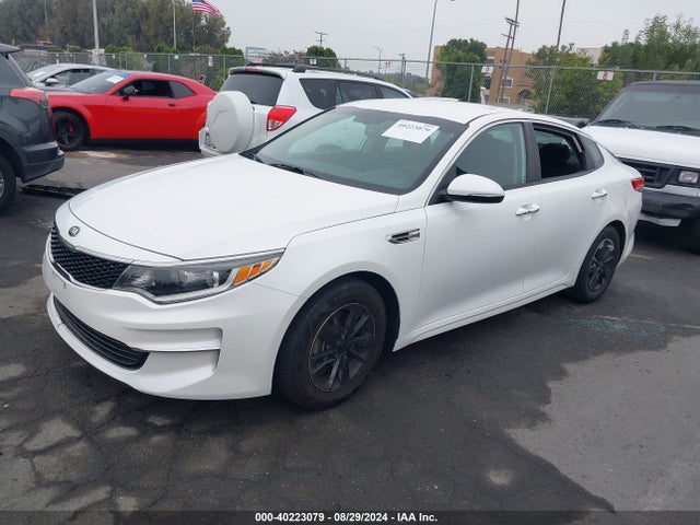 KIA Optima Lx 2018 KNAGT4L39J5202503 Image 2