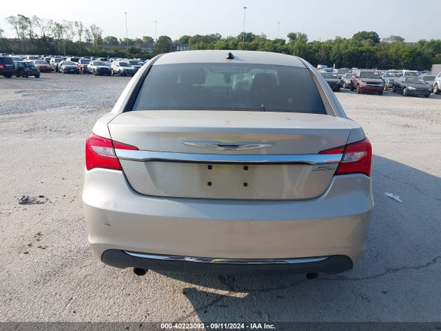 Chrysler 200 LX 2014 1C3CCBAG7EN149984 Image 16